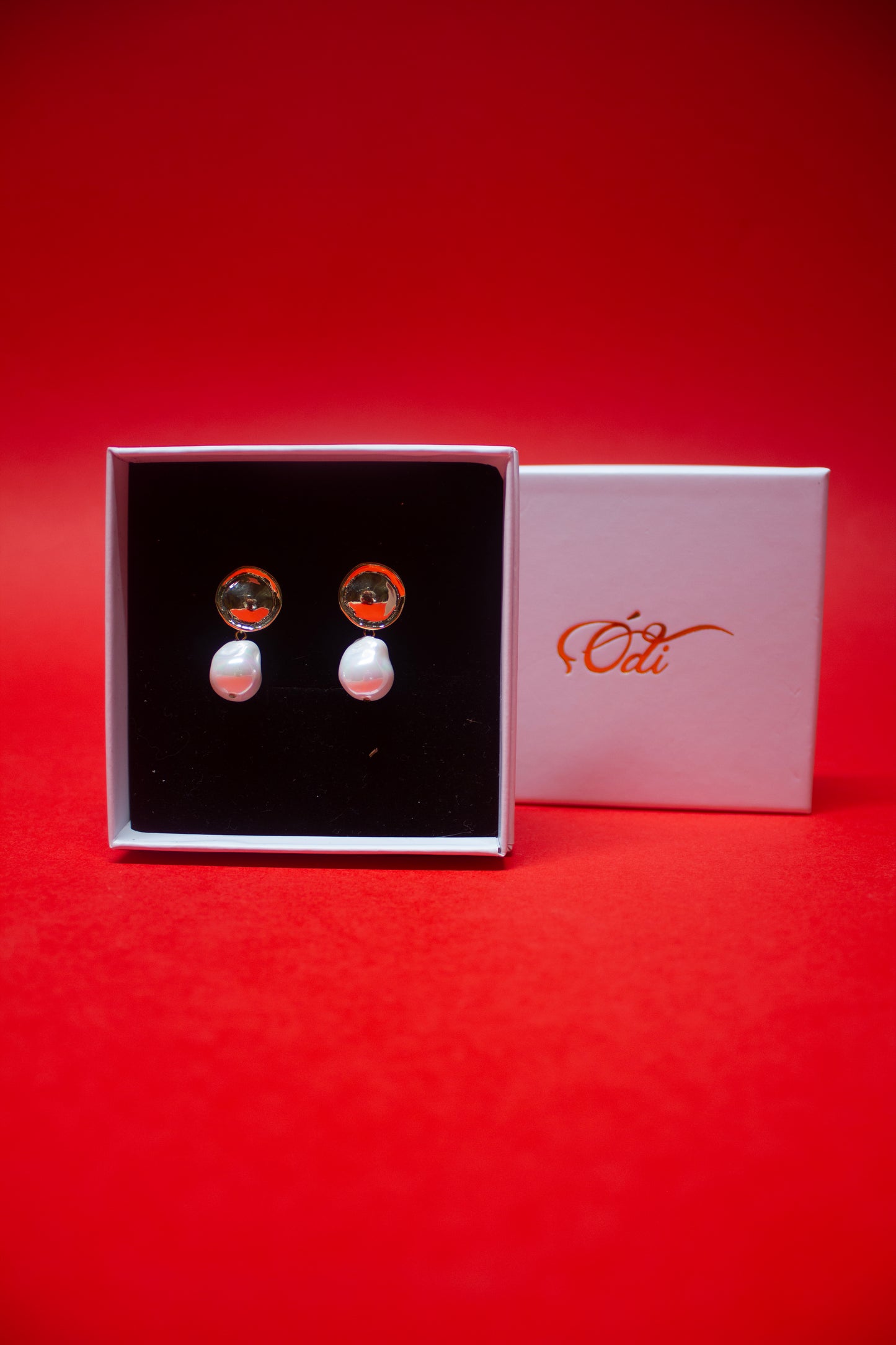 Odi Boutique Jewellery - Baroque Sealed Pearl Studs
