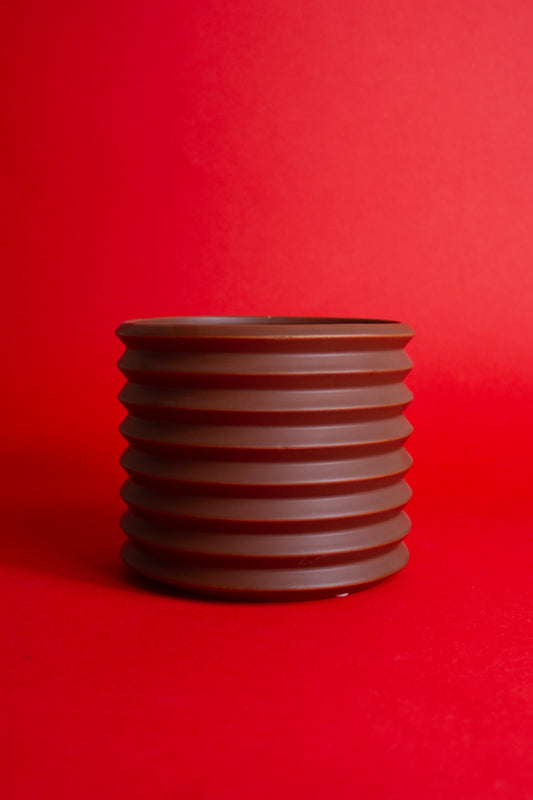 Small Ribbed Maroon Pot